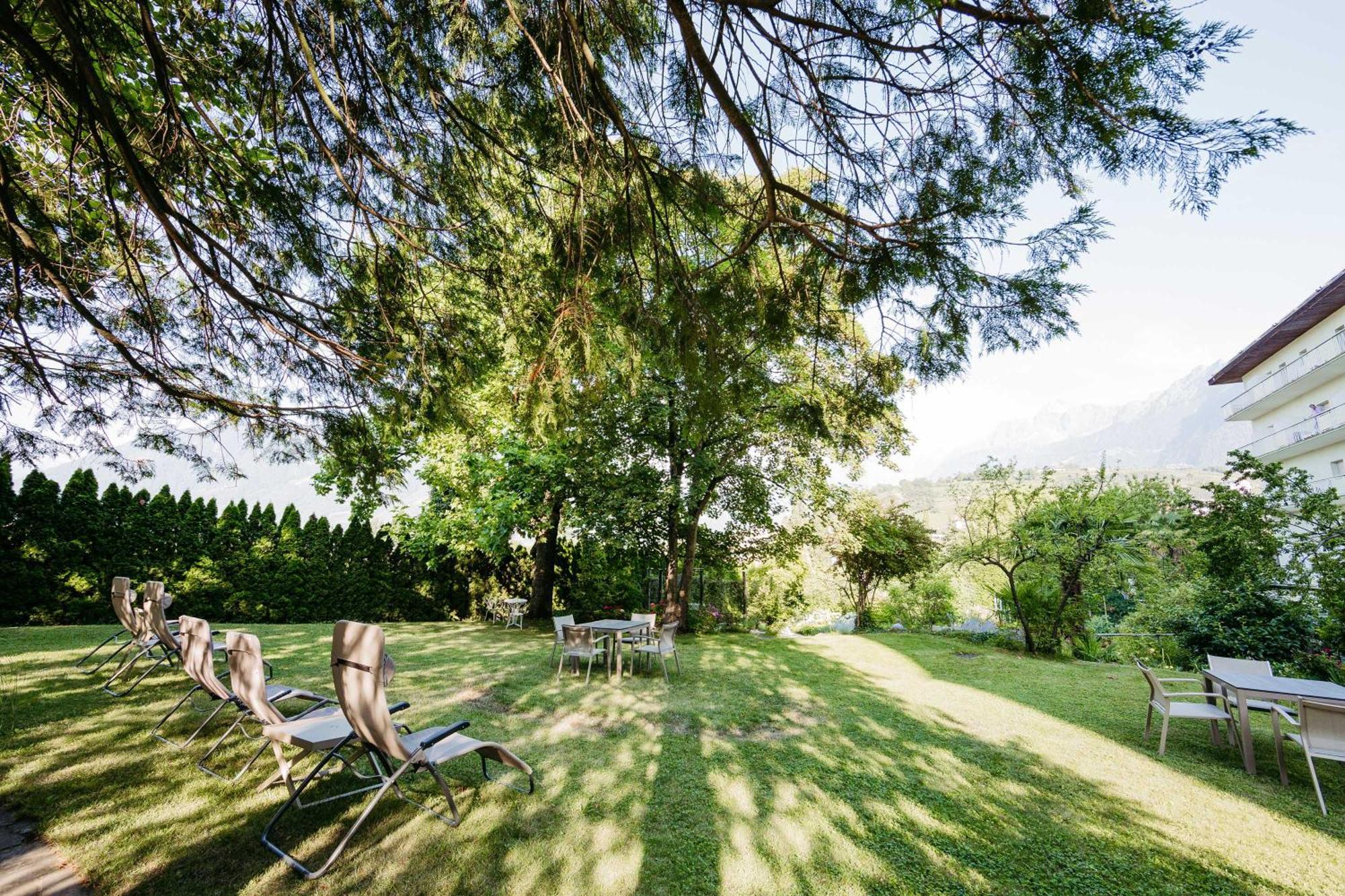Gaestehaus Salvatorianerinnen Merano Eksteriør billede