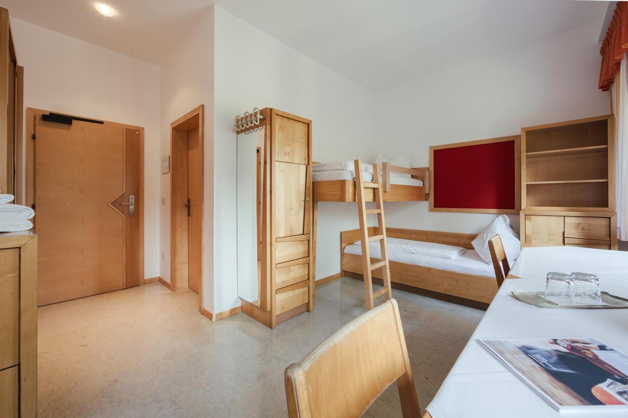 Gaestehaus Salvatorianerinnen Merano Værelse billede